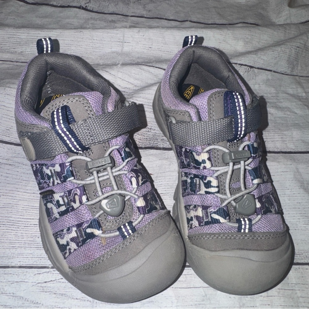 Keen Oakridge Purple Shoes Girls 1 Sandals Hiking Sneakers
